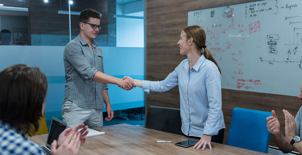 start-up-business-people-handshake-on-team-meeting-at-modern-business-office-interior.jpg start-up-business-people-handshake-on-team-meeting-at-modern-business-office-interior.jpg